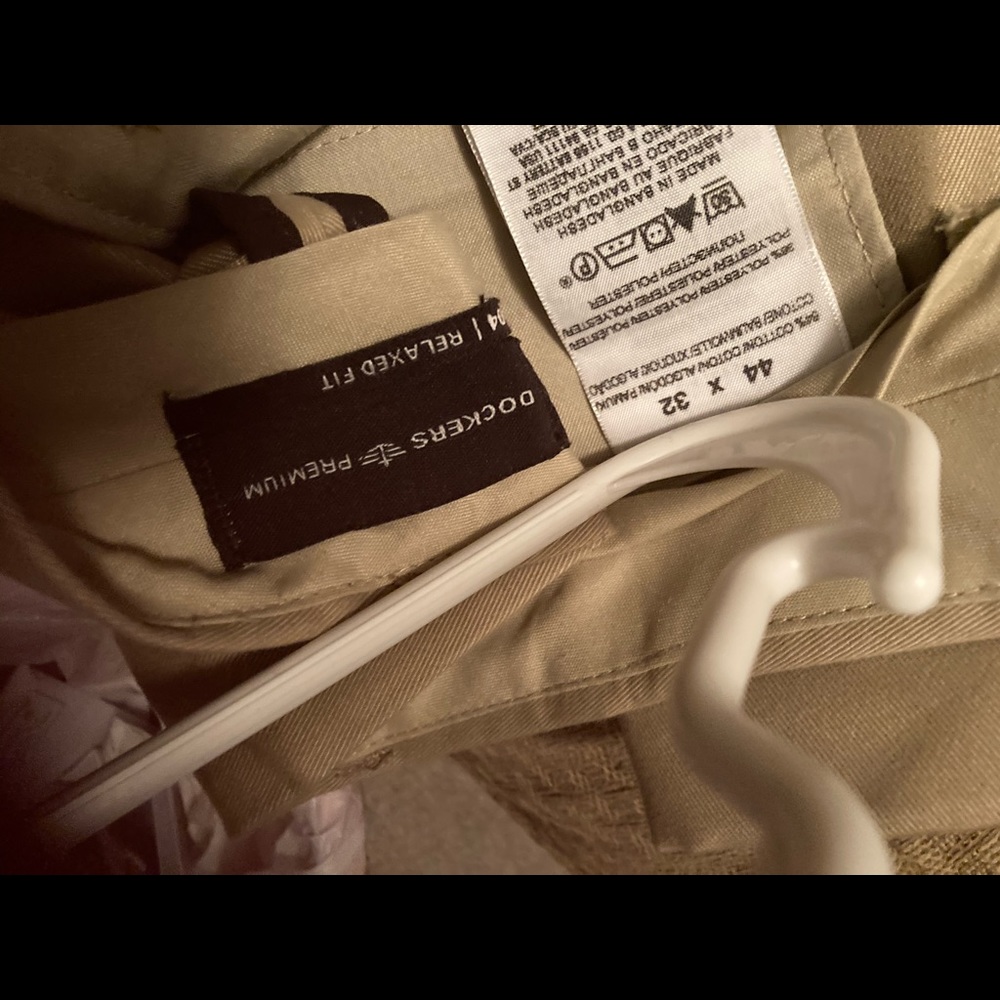 Khaki Dockers